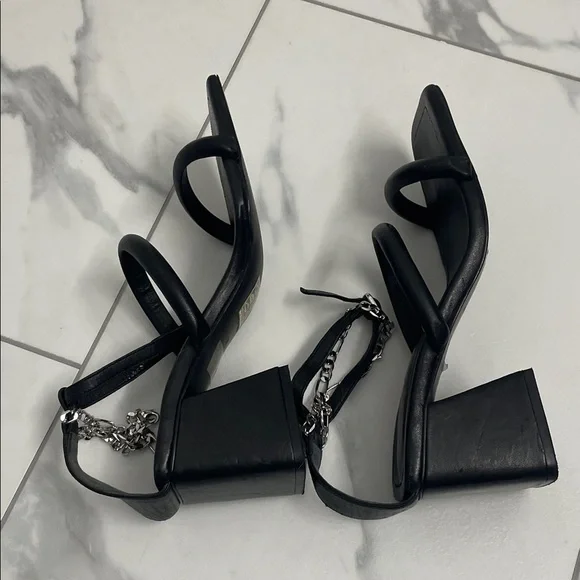 Free People Black Heeled Sandals with Chain Detail. Sz 38 - Picture 6 of 11